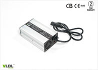 電気スケートボードの充電器、36V LiMnO2電池のための42V 3Aの充電器を満たすスマートなCC CV