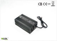 72V 6A HVの充電器は黒い銀製の箱とLiFePO4電池のための2.5 KG詰まります