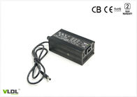 電気スクーターのためのスマートな充電器36V 2.5Aの小型タイプ0.6 KGの120×69×45 MM